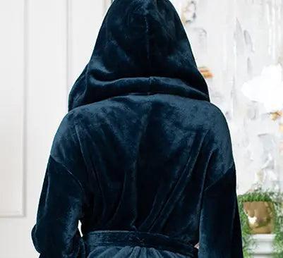 Women Plush Hooded Robe – Spa Comfort