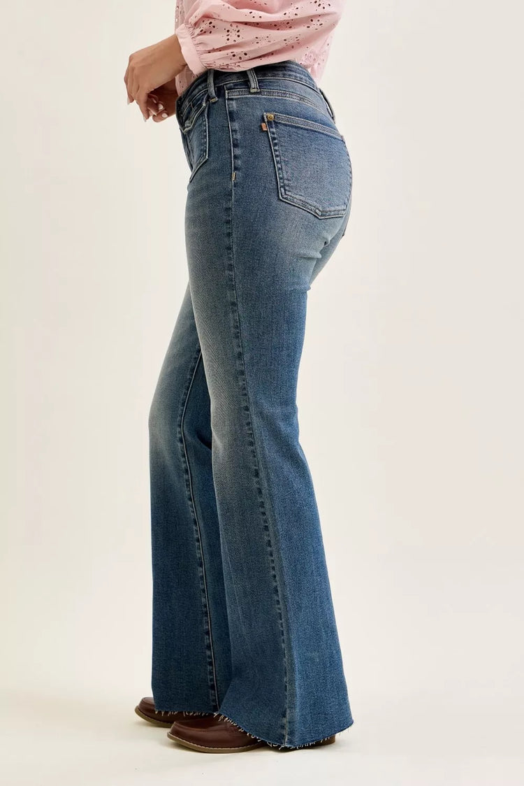 Judy Blue Mid Rise Flare Jeans 
