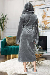 Women Plush Hooded Robe – Spa Comfort